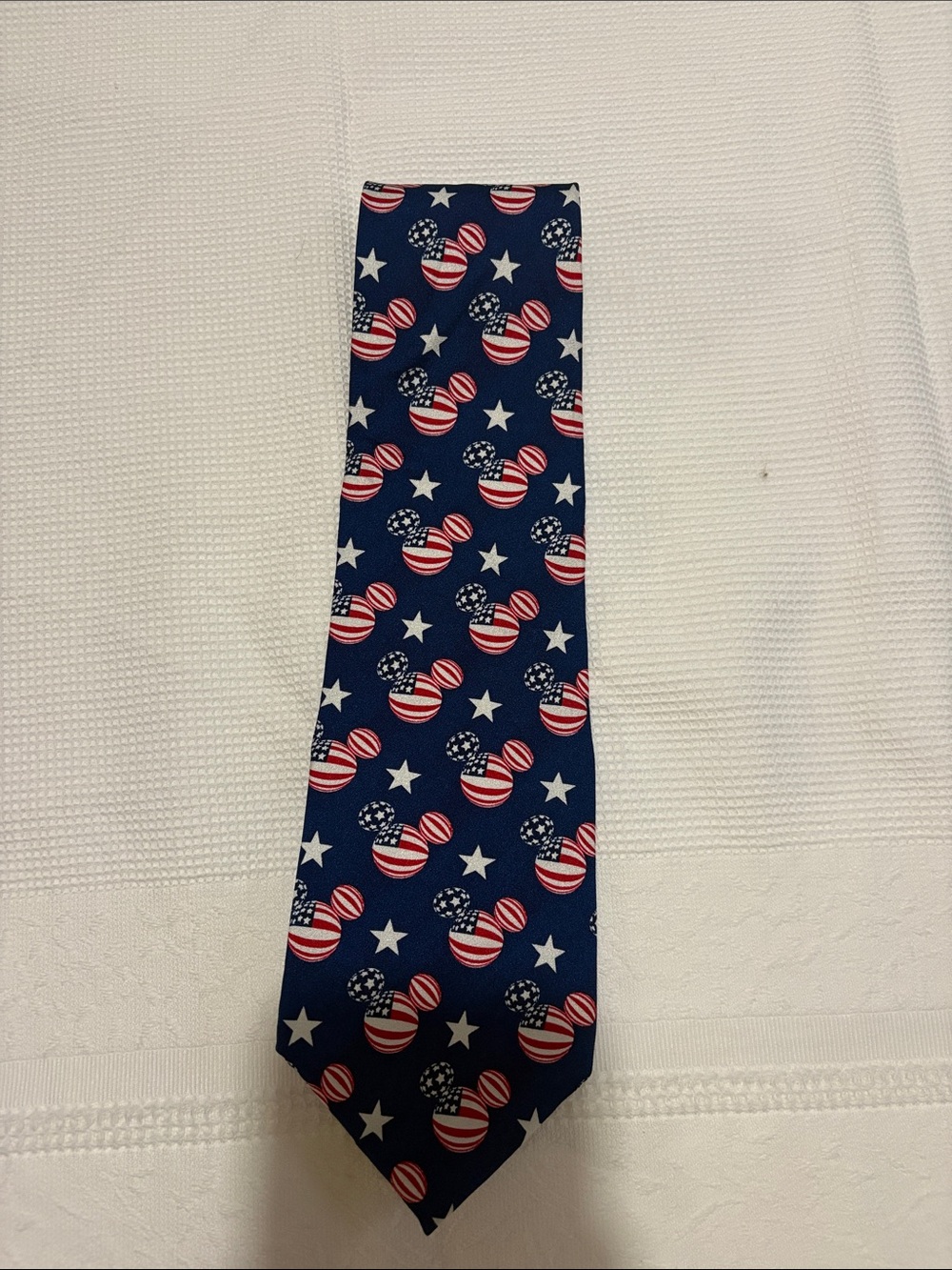 MICKEY MOUSE DISNEY PATRIOTIC SILK TIE